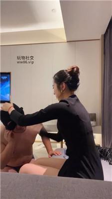 小格鞭打狂抽耳光/物化脚垫奴 bf48871