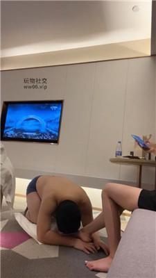 小格鞭打狂抽耳光/物化脚垫奴 bf48871