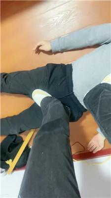 语小心骑狗背/运动鞋白袜踩/伺候沐足 JS241230-39