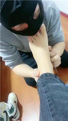 语小心骑狗背/运动鞋白袜踩/伺候沐足 JS241230-39