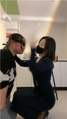 辣姐超暴力重刑虐打小三 bf48870