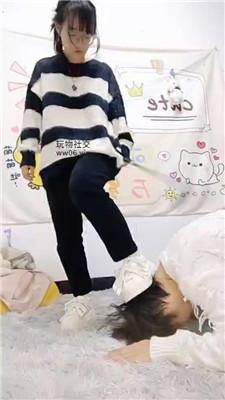 南宁木木小白鞋白袜踩/坐脸窒息 bf48868