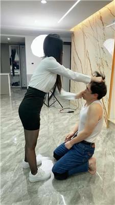 麋鹿银儿制服S爆踹头/踩脸/狠抽耳光浓痰 bf48879