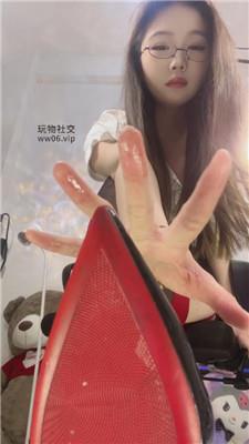 时颜ATM榨    241230-4