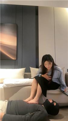 子熙大人喂口水圣水/裸足狂舔/连环踢裆 bf48777