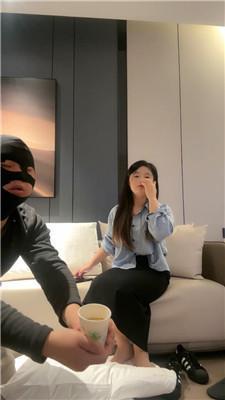 子熙大人喂口水圣水/裸足狂舔/连环踢裆 bf48777