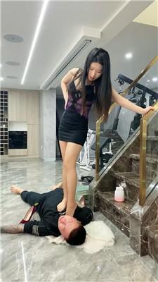 麋鹿银儿浓痰糊脸/踩头直接升水 bf48794