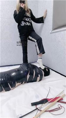 帝如烟捆绑强制踩踏/袜子塞嘴 bf48796