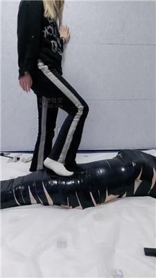 帝如烟捆绑强制踩踏/袜子塞嘴 bf48796