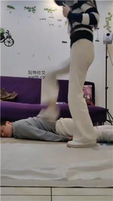 阿漾超脏空军一号全体重踩踏 bf48739