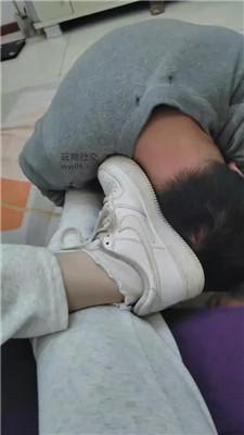 阿漾超脏空军一号全体重踩踏 bf48739