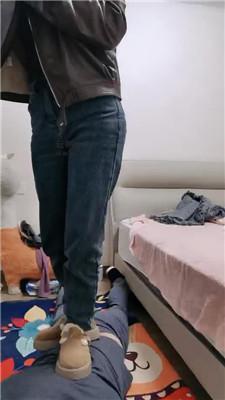啊雅牛仔裤坐脸窒息/雪地靴白袜踩虐 bf48735
