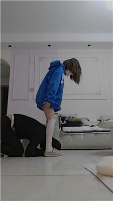 陶拉大人白丝诱惑踢踹-体验各种刑具-骑马 bf48736