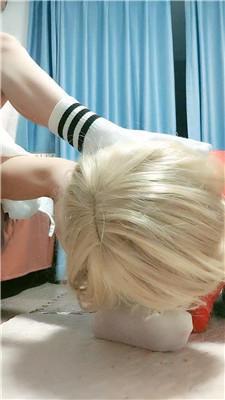 喵酱紫变装奴-白袜脚踩踏喂食 bf48601