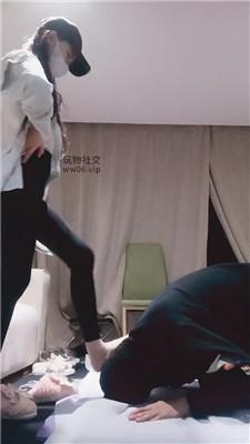 羽唯毛拖鞋捂了一天的脚强迫舔 JS241223-12