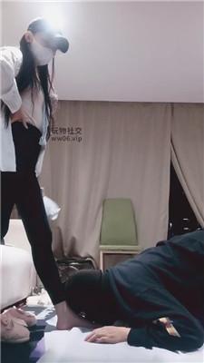 羽唯毛拖鞋捂了一天的脚强迫舔 JS241223-12