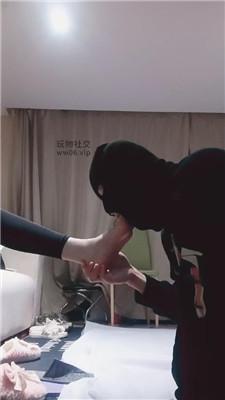 羽唯毛拖鞋捂了一天的脚强迫舔 JS241223-12