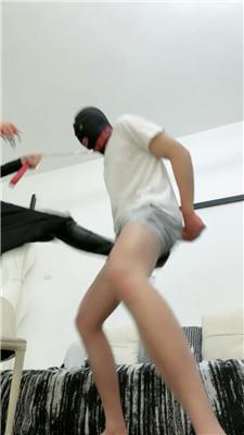 萱萱女帝挑战200下长靴重度踢裆 bf48640