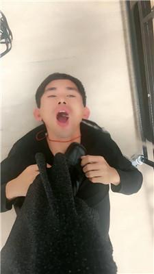 薇薇情侣主手铐囚禁狗奴鞭打/高跟短靴踩 JS250107-49