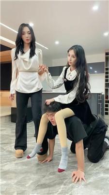 麋鹿银儿新素人系列2-踩头脸/断头骑坐头 bf49139