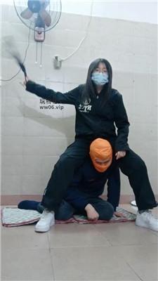 奇了怪了骑马鞭打/小白鞋棉袜气味辱 JS250108-1