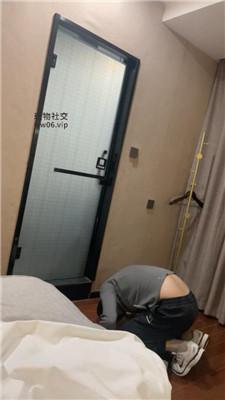 白兔品尝主人的原味黑棉袜 JS250107-14