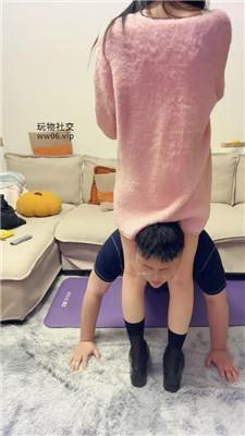 埋汰骑马抽耳光/黑丝脚踩虐 bf49105