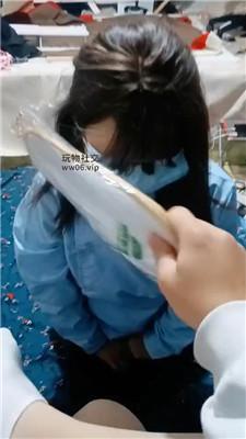 伪娘和人妻白棉袜+肉丝脚恋足狂舔 JS250107-18