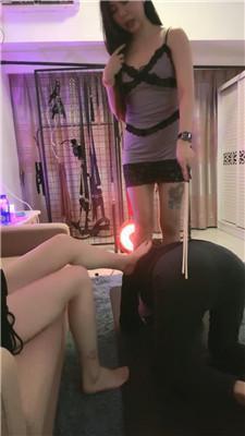 万华双S-长靴高跟踩虐脚奴/藤条鞭打 bf49127