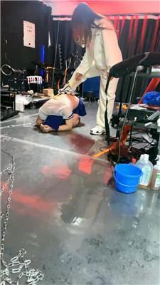 翊遥大大吊绑重度鞭打CD奴完整版 bf49047