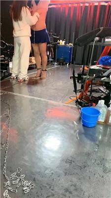 翊遥大大吊绑重度鞭打CD奴完整版 bf49047