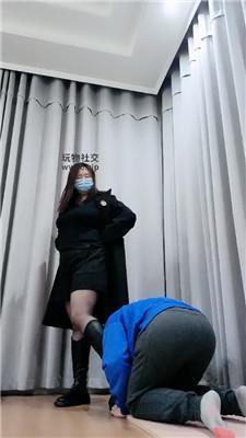 拽拽长靴黑丝蹂躏踩脚奴 JS250105-15