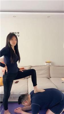 埋汰瑜伽裤女神S-玉足蹂躏奴 JS250106-9