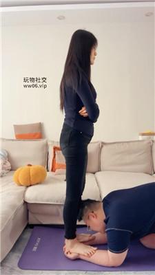 埋汰瑜伽裤女神S-玉足蹂躏奴 JS250106-9