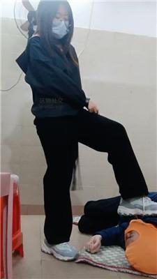 奇了怪了运动鞋白袜气味辱/鞭打 JS250106-4