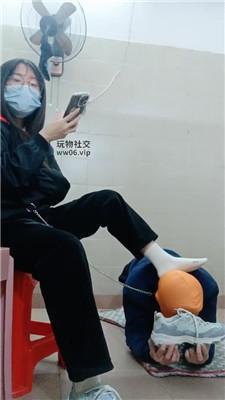 奇了怪了运动鞋白袜气味辱/鞭打 JS250106-4