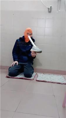 【爱秀套图】【奇了怪了】白袜脚踩踢踹虐打JS250104-9