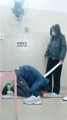 奇了怪了白袜脚踩踢踹虐打 JS250104-9