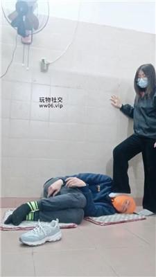 奇了怪了白袜脚踩踢踹虐打 JS250104-9