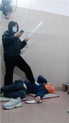 奇了怪了白袜脚踩踢踹虐打 JS250104-9