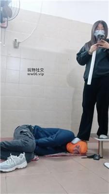 奇了怪了白袜脚踩踢踹虐打 JS250104-9