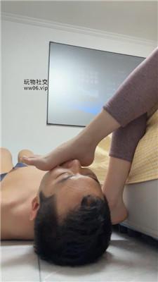 艾斯沉浸式玉足狂舔 JS250104-27