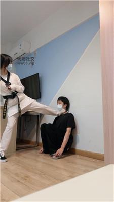 跆拳道女神体校学生重度踢踹虐打 JS250104-18