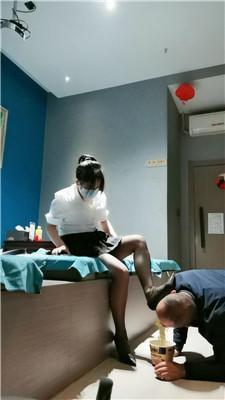 西北傻子高颜值技师S-圣水泡面喂食 JS250104-34