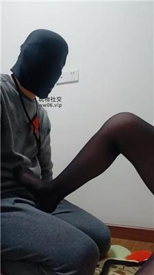 思纯黑丝高跟踩虐贱奴才 bf48989