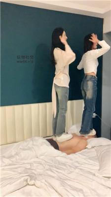 千千双S-高跟+小白鞋+白袜全体重踩踏 bf49371