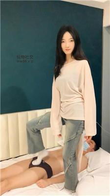 千千双S-高跟+小白鞋+白袜全体重踩踏 bf49371