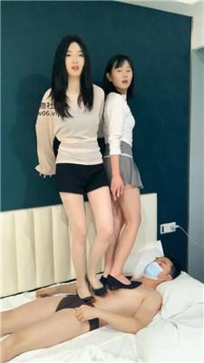 千千双S-高跟+小白鞋+白袜全体重踩踏 bf49371