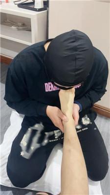 沐沐大大毛拖鞋配白袜玩虐家奴 JS250114-28