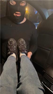 素人挖掘机路边开发车内调-运动鞋白袜 JS250114-21